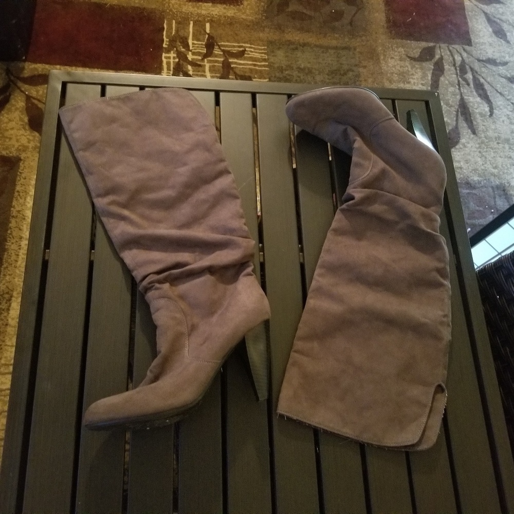 Mossimo high heeled, knee high boots